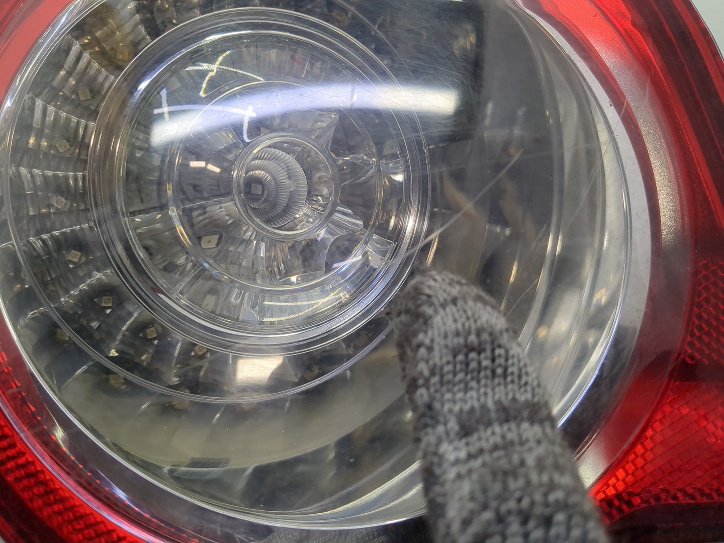 Фонарь задний левый