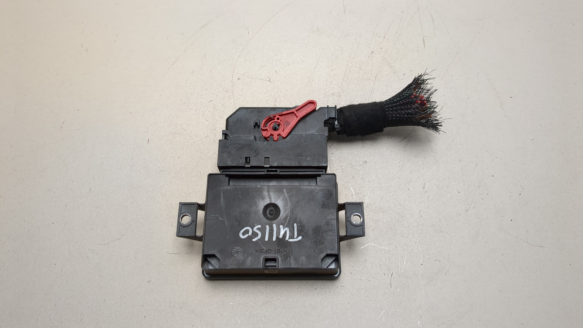 Блок управления парковочным тормозом