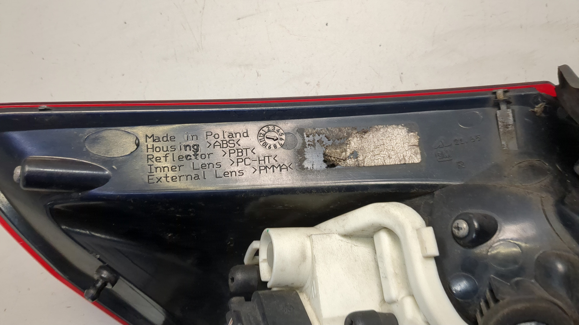 Фонарь задний правый