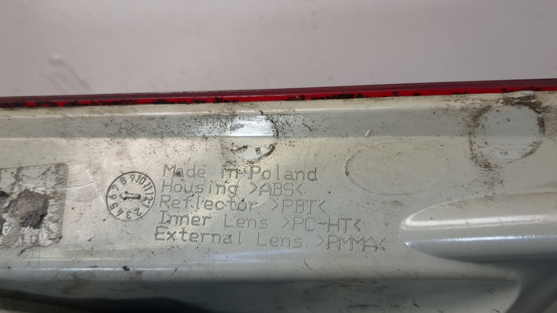 Фонарь задний левый