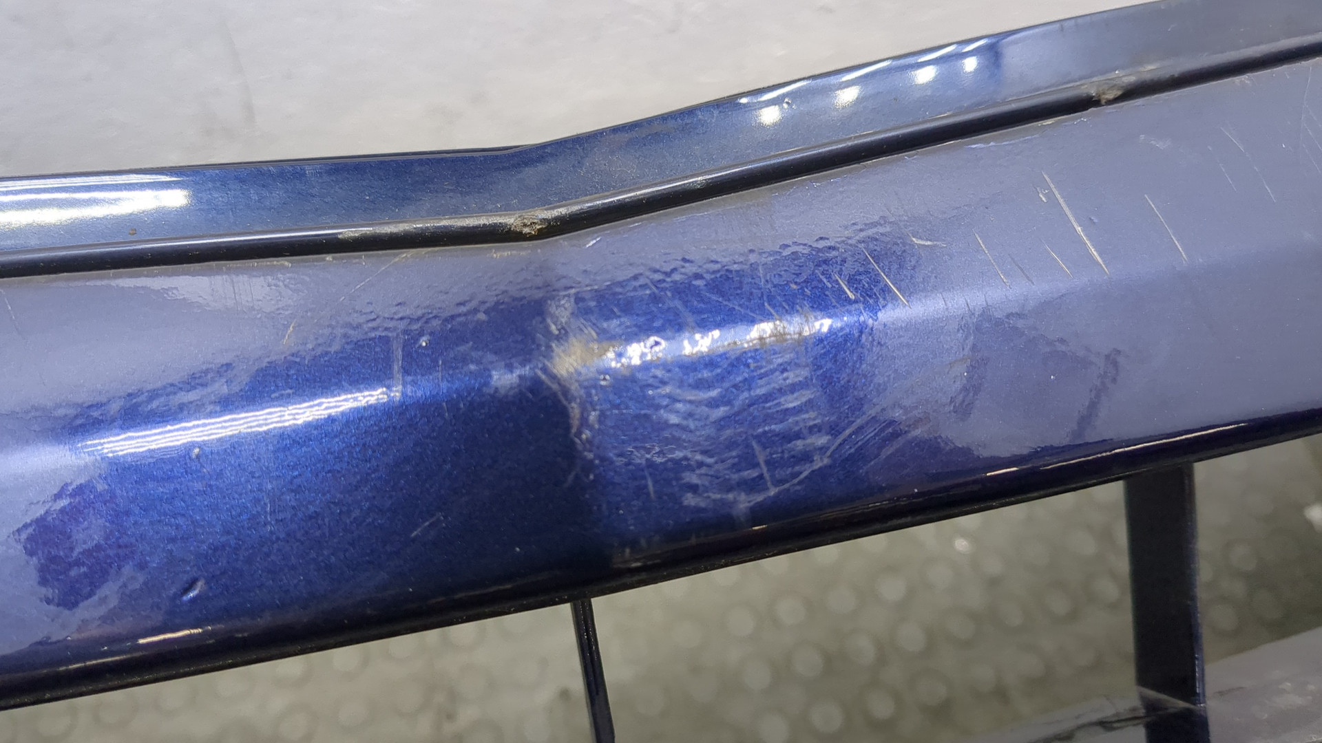 Бампер передний