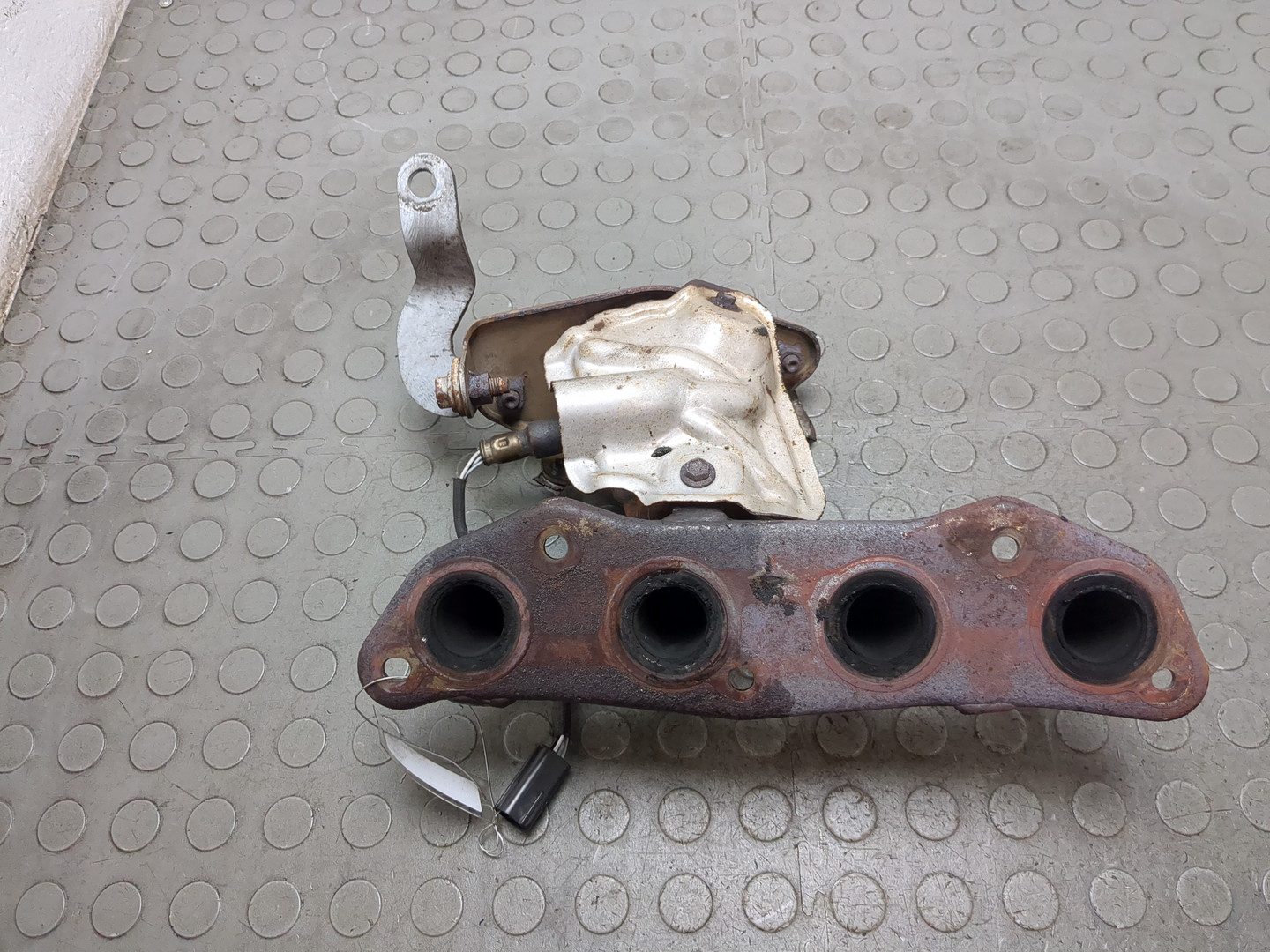 Коллектор выпускной