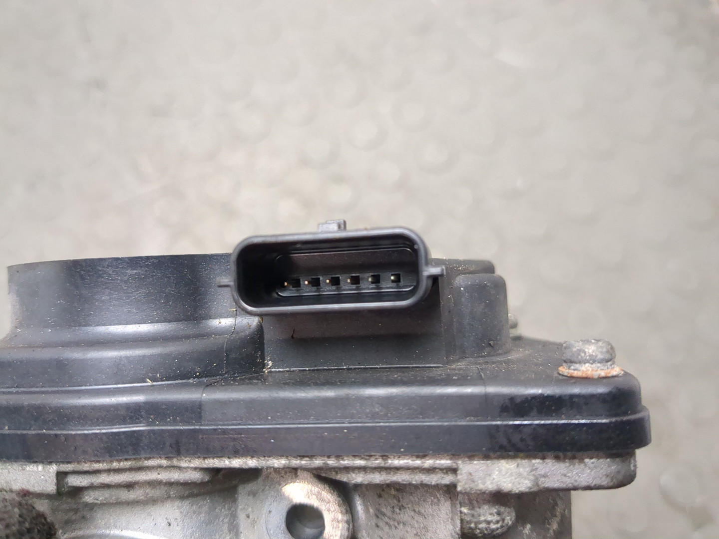 Заслонка дроссельная электрическая