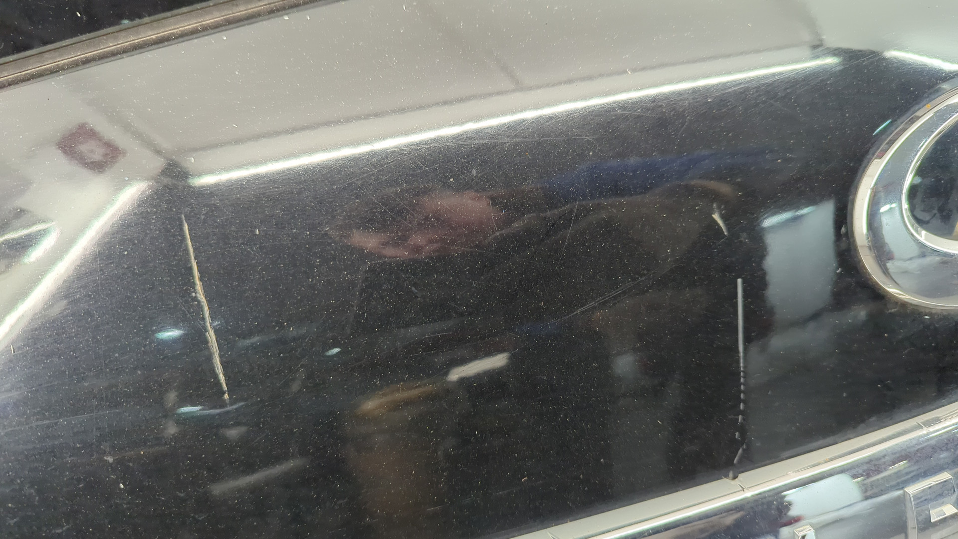 Дверь багажника