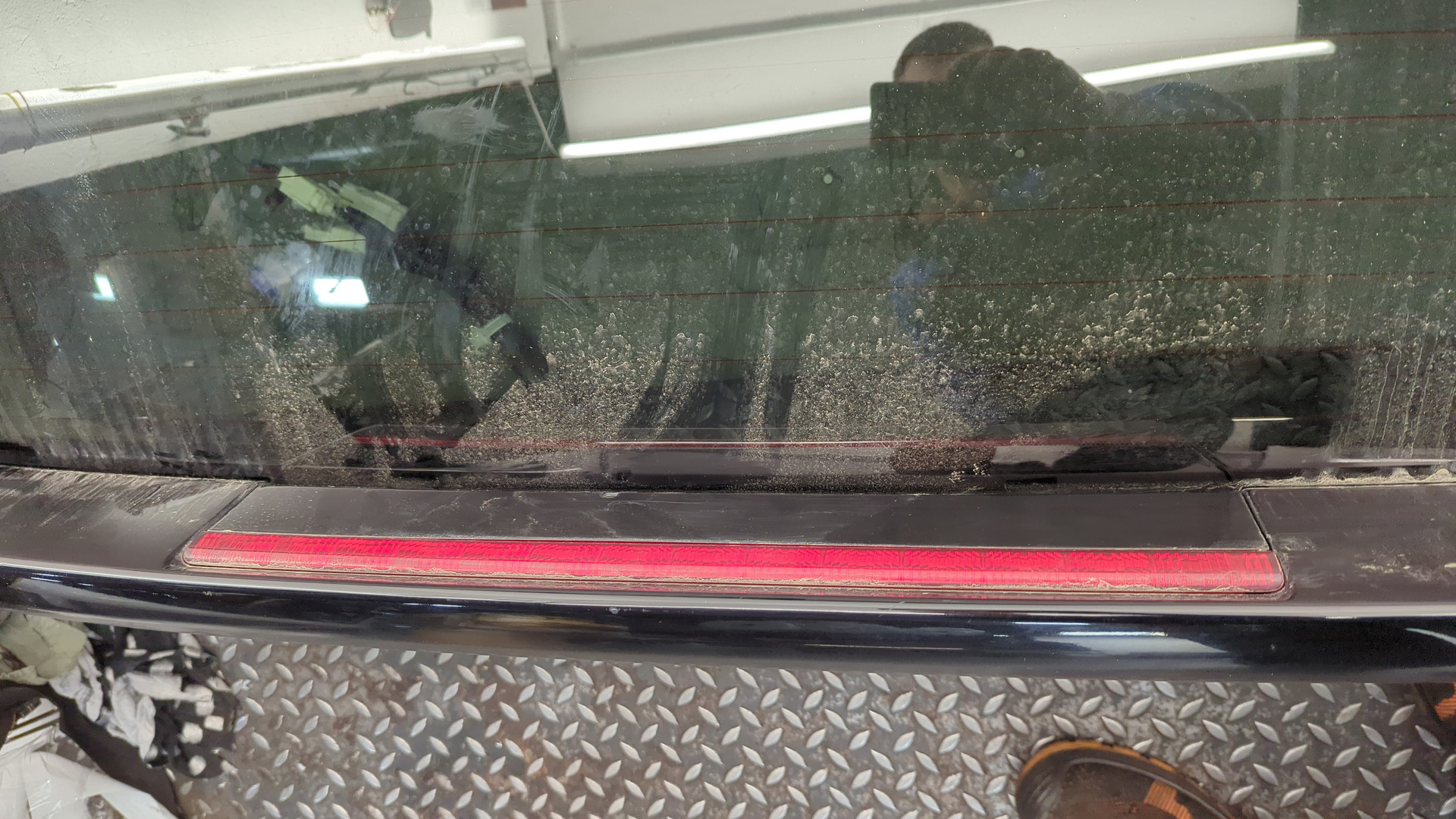 Дверь багажника