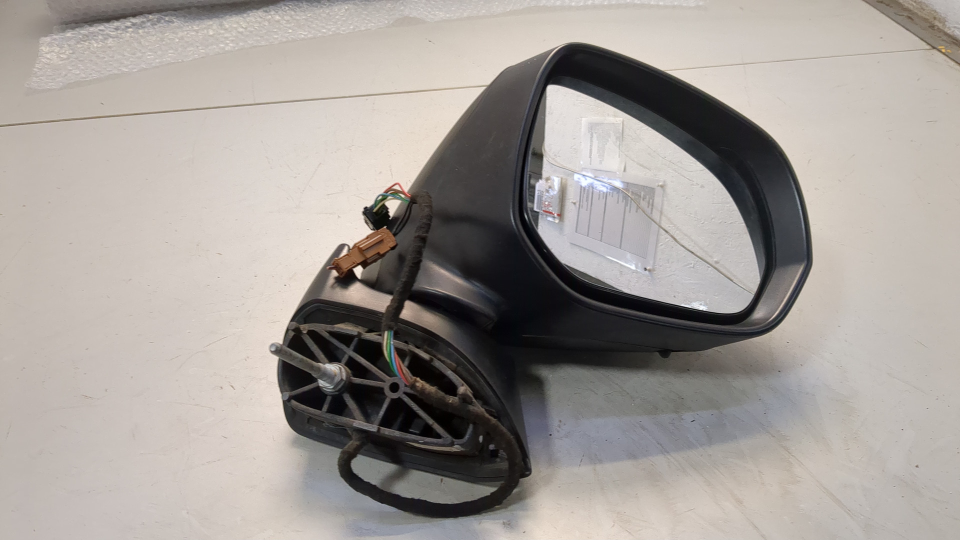 Зеркало правое электрическое