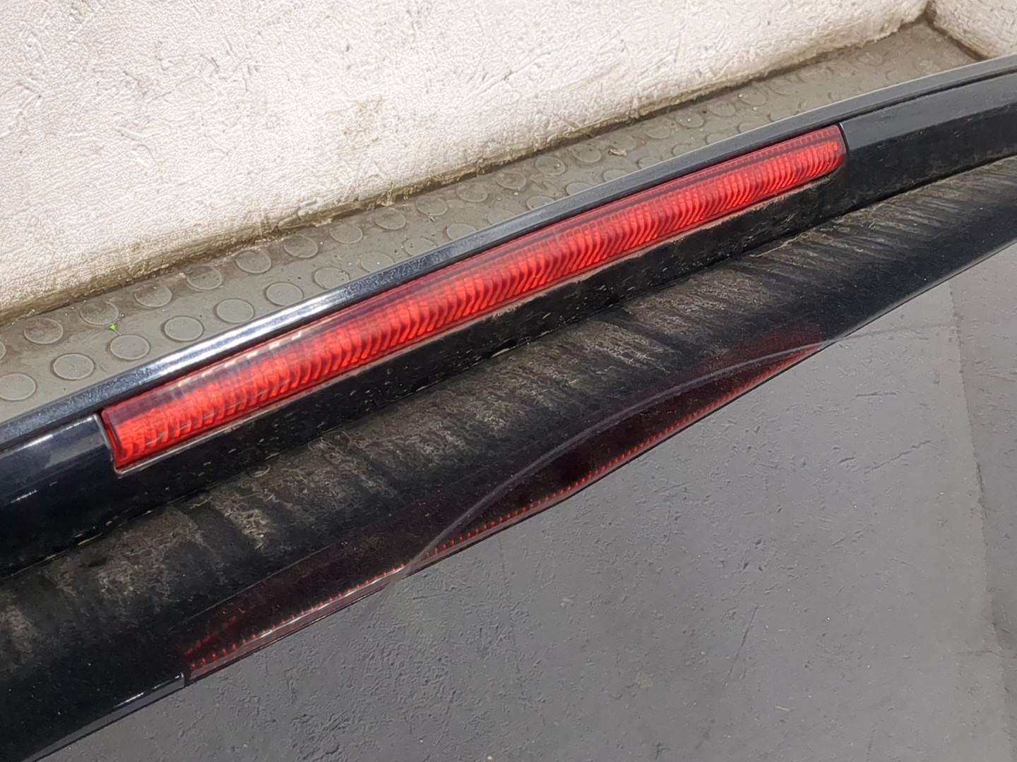 Дверь багажника