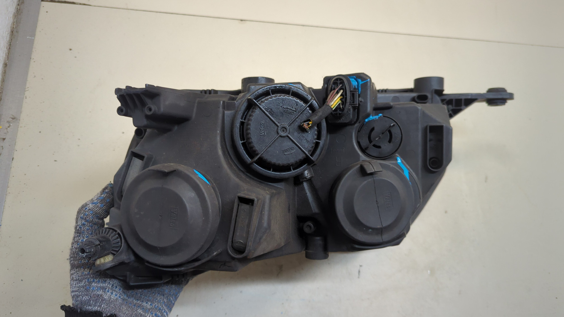 Фара правая