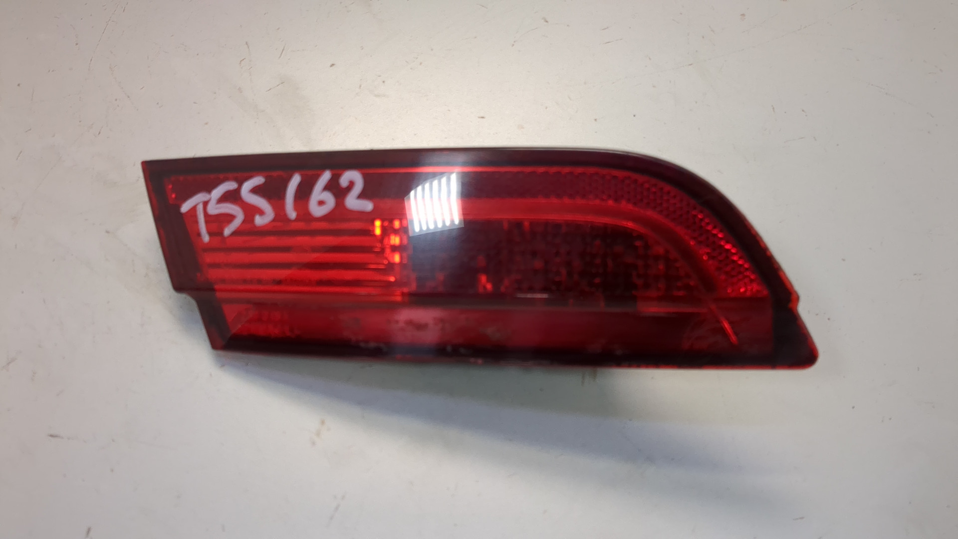 Фонарь задний внутренний левый