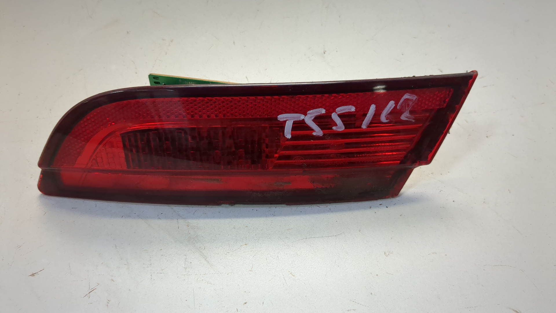 Фонарь задний внутренний правый