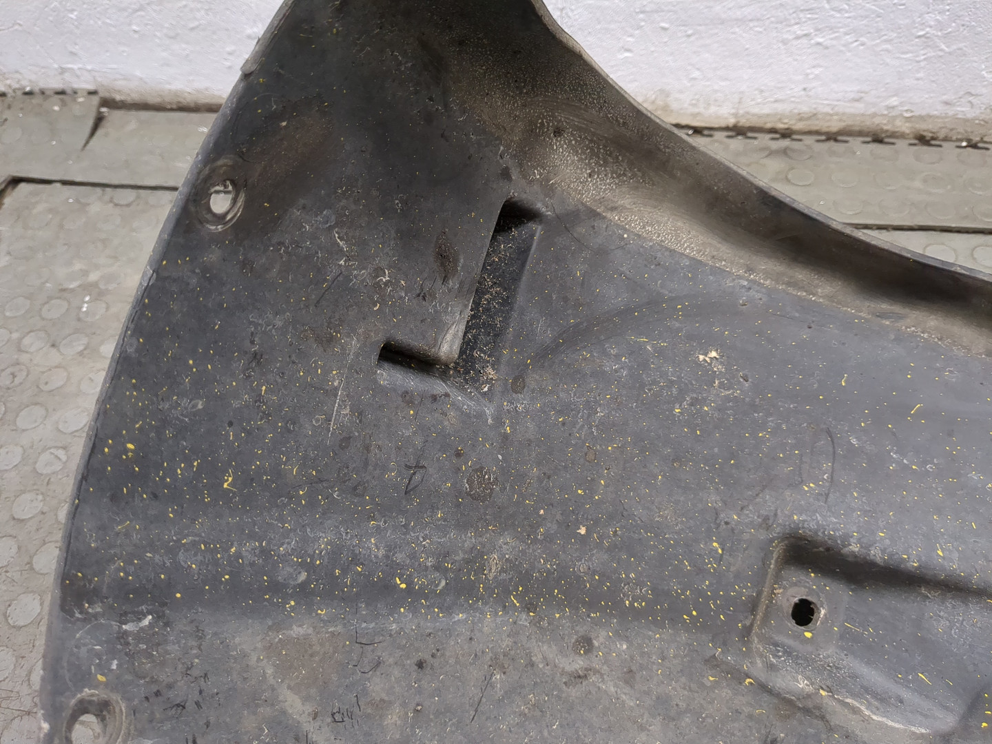 Локер передний левый