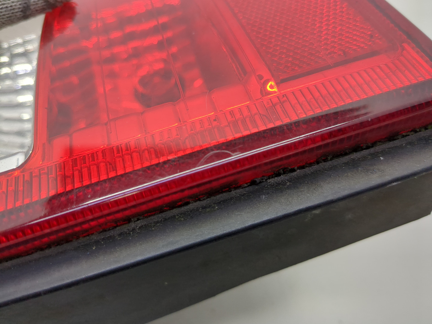 Фонарь задний правый