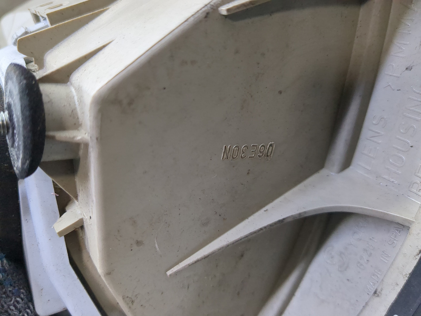 Фонарь задний правый