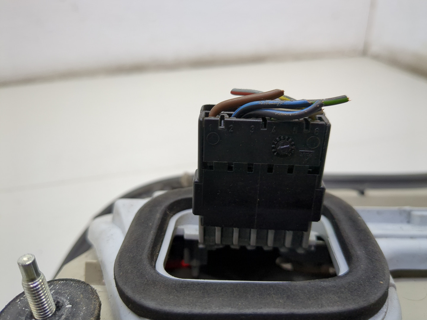 Фонарь задний правый