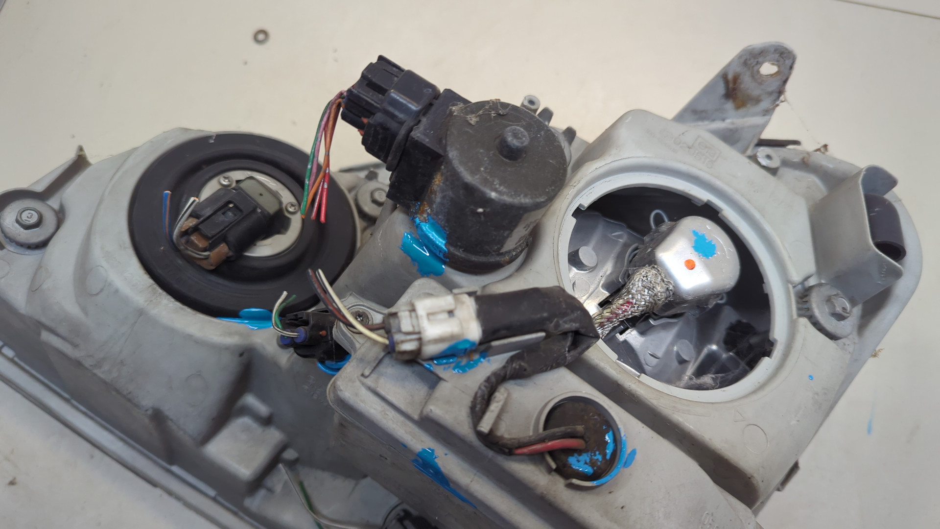 Фара правая