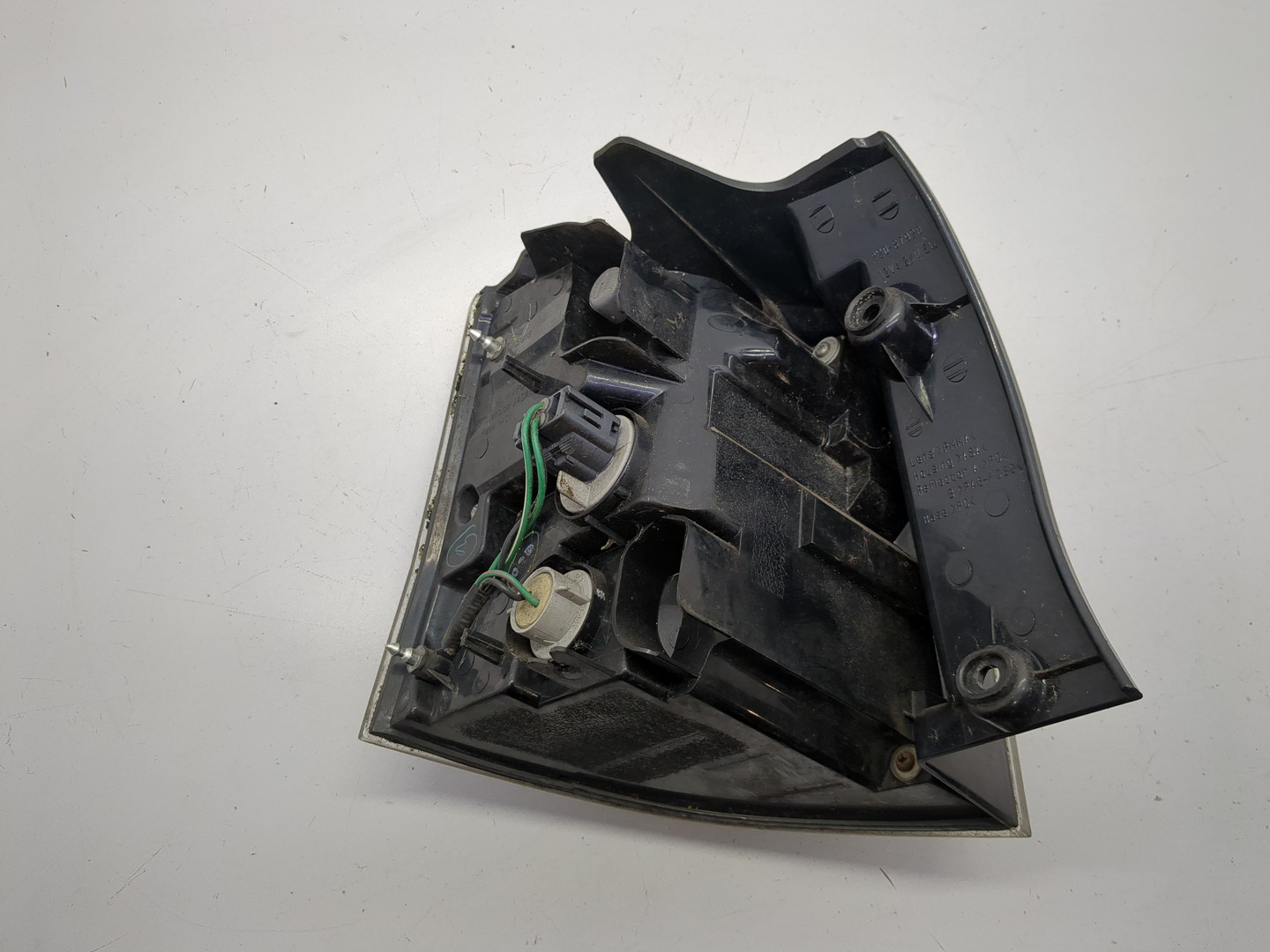 Фонарь задний правый