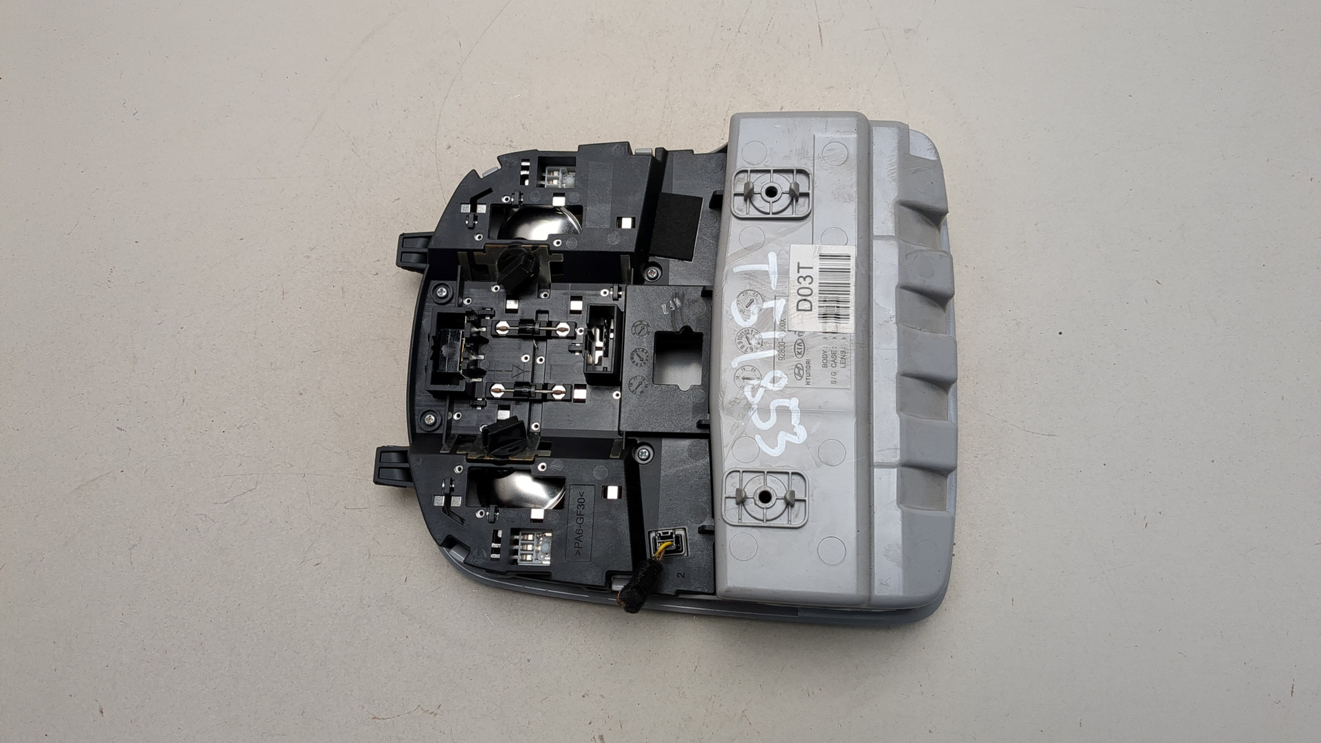 Плафон салонный