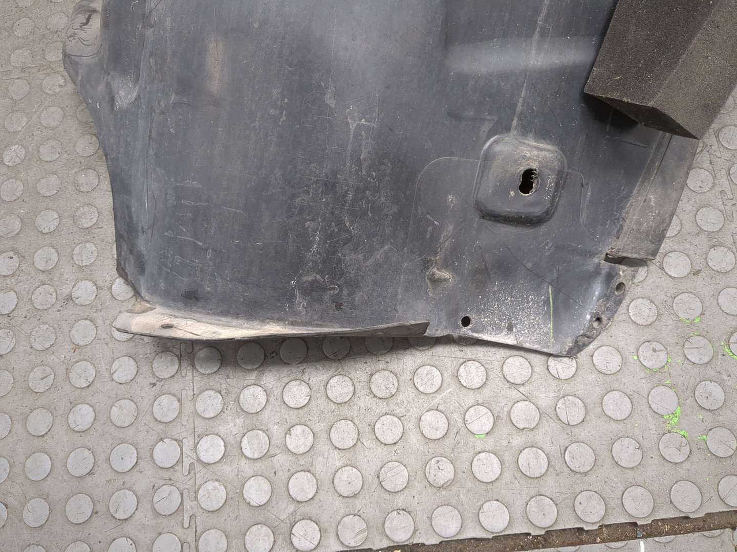 Локер передний правый