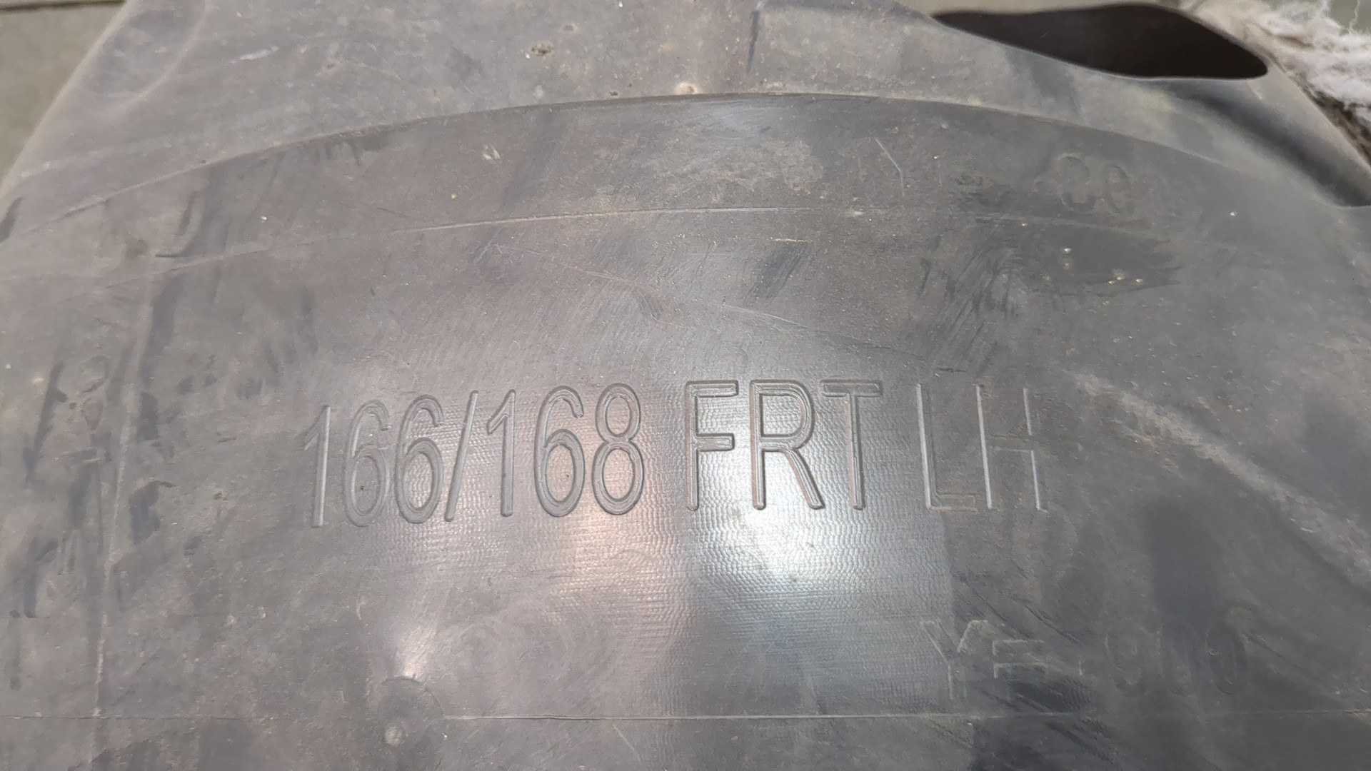 Локер передний левый