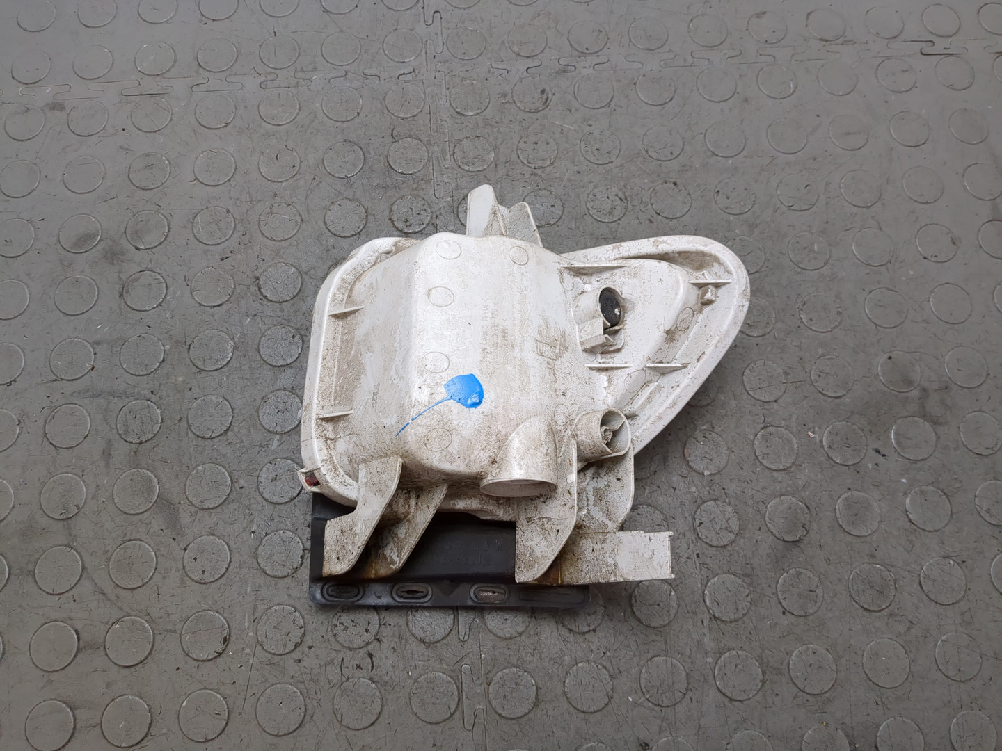 Фара противотуманная левая