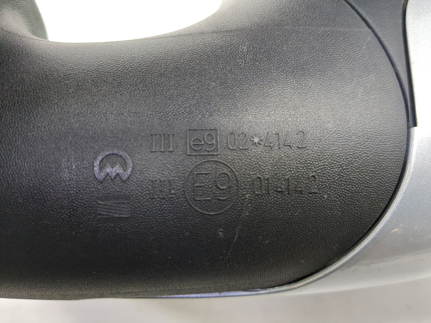 Зеркало правое электрическое