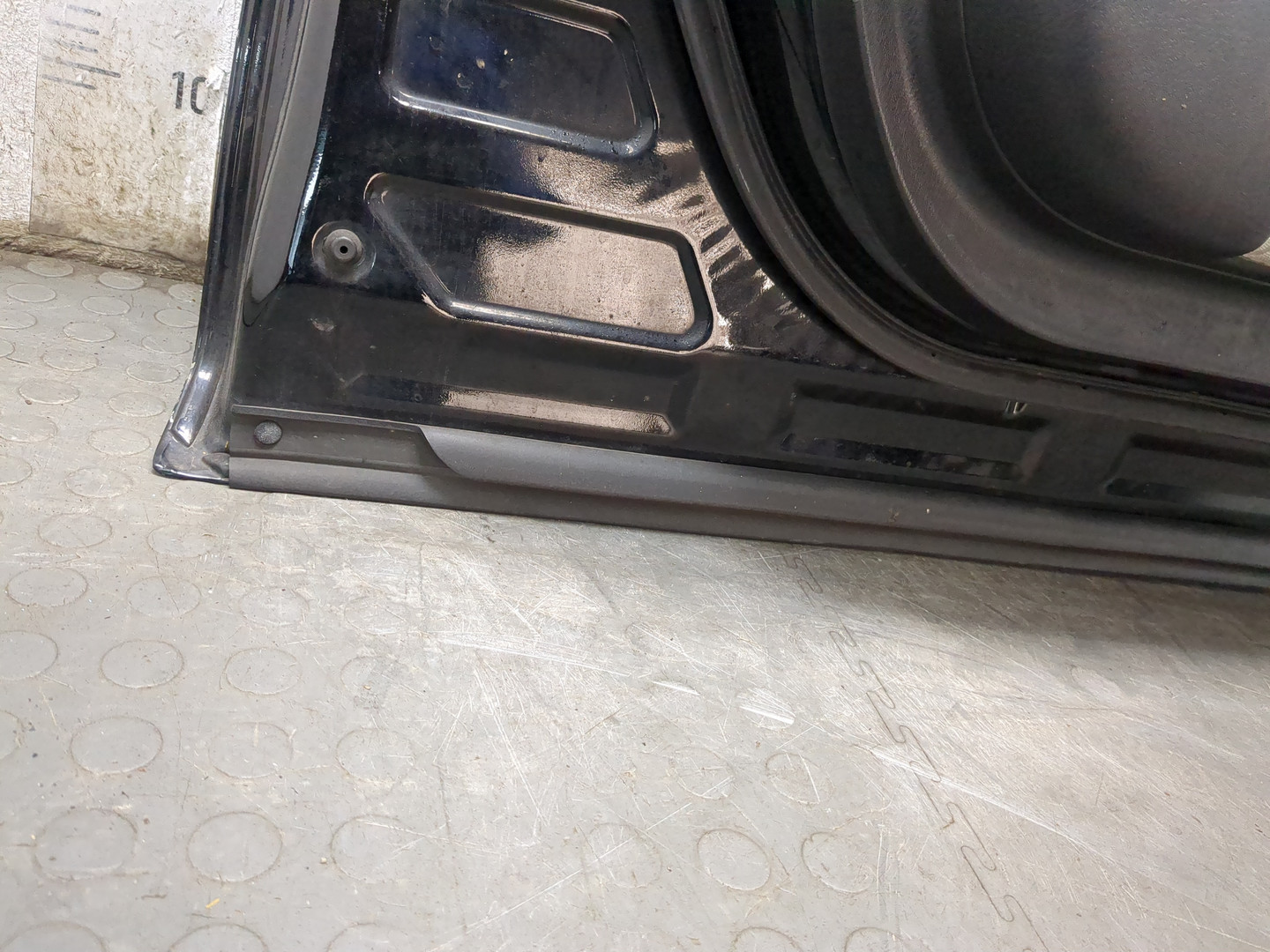 Дверь передняя левая