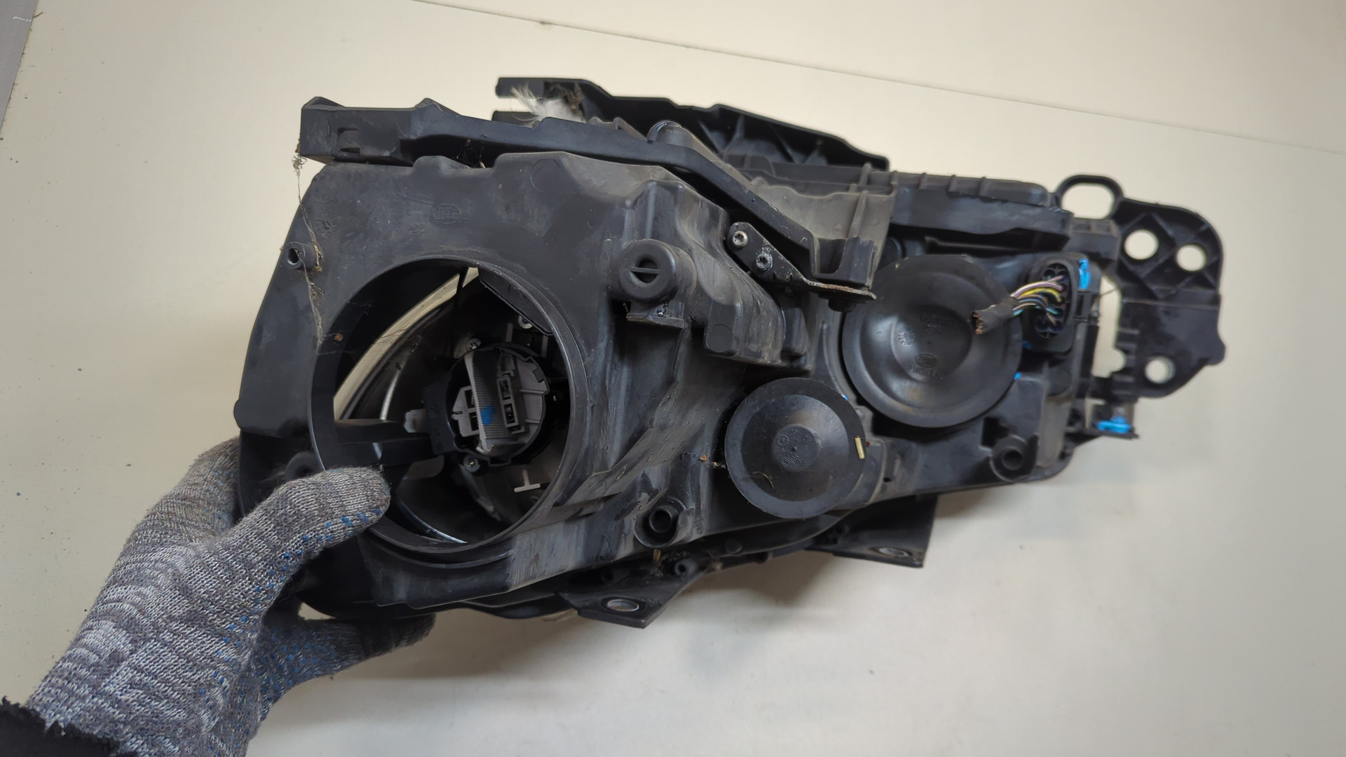 Фара правая