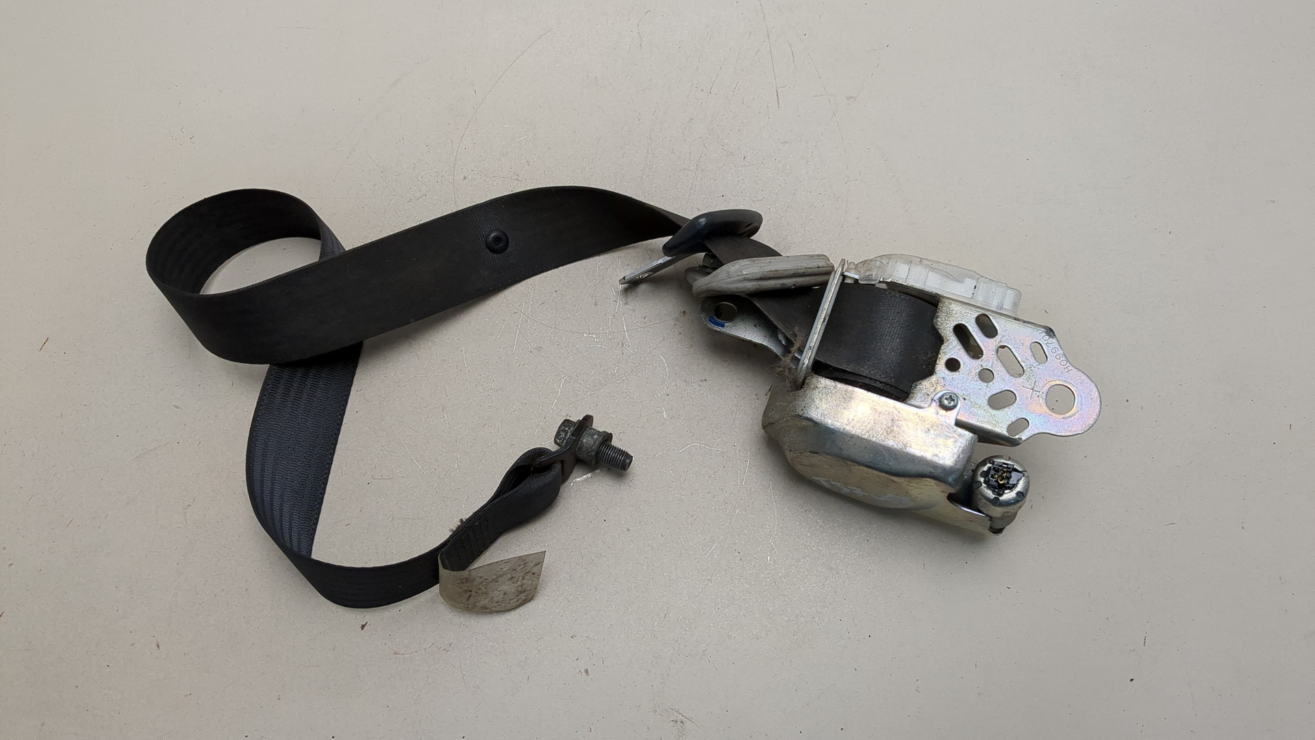 Ремень безопасности