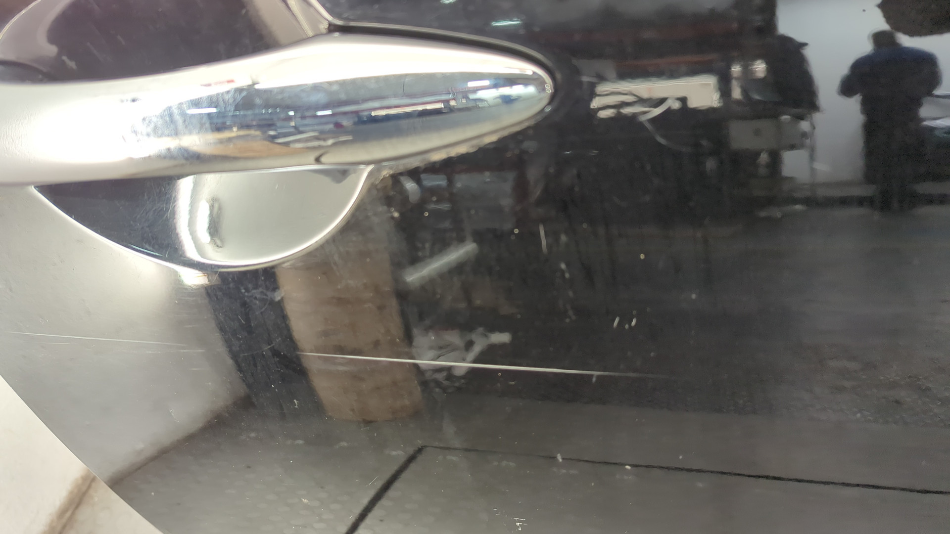 Дверь передняя правая