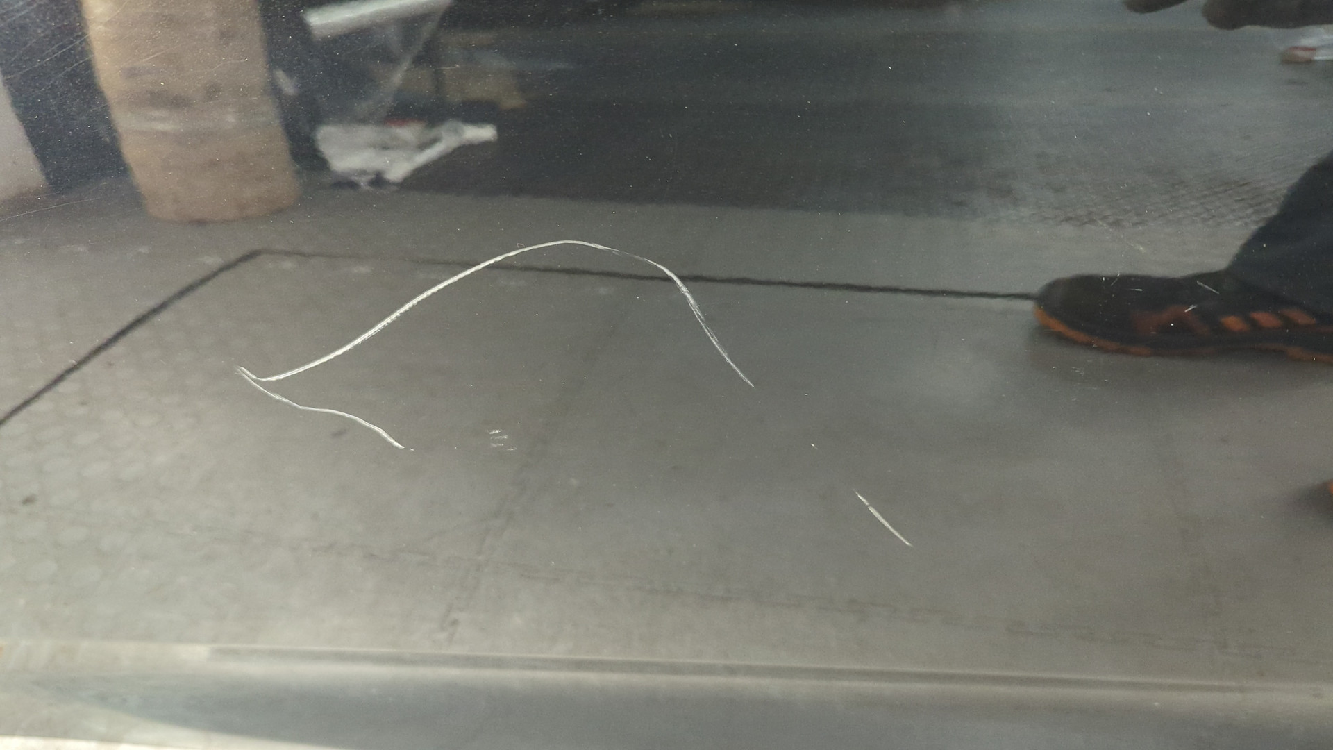 Дверь передняя левая