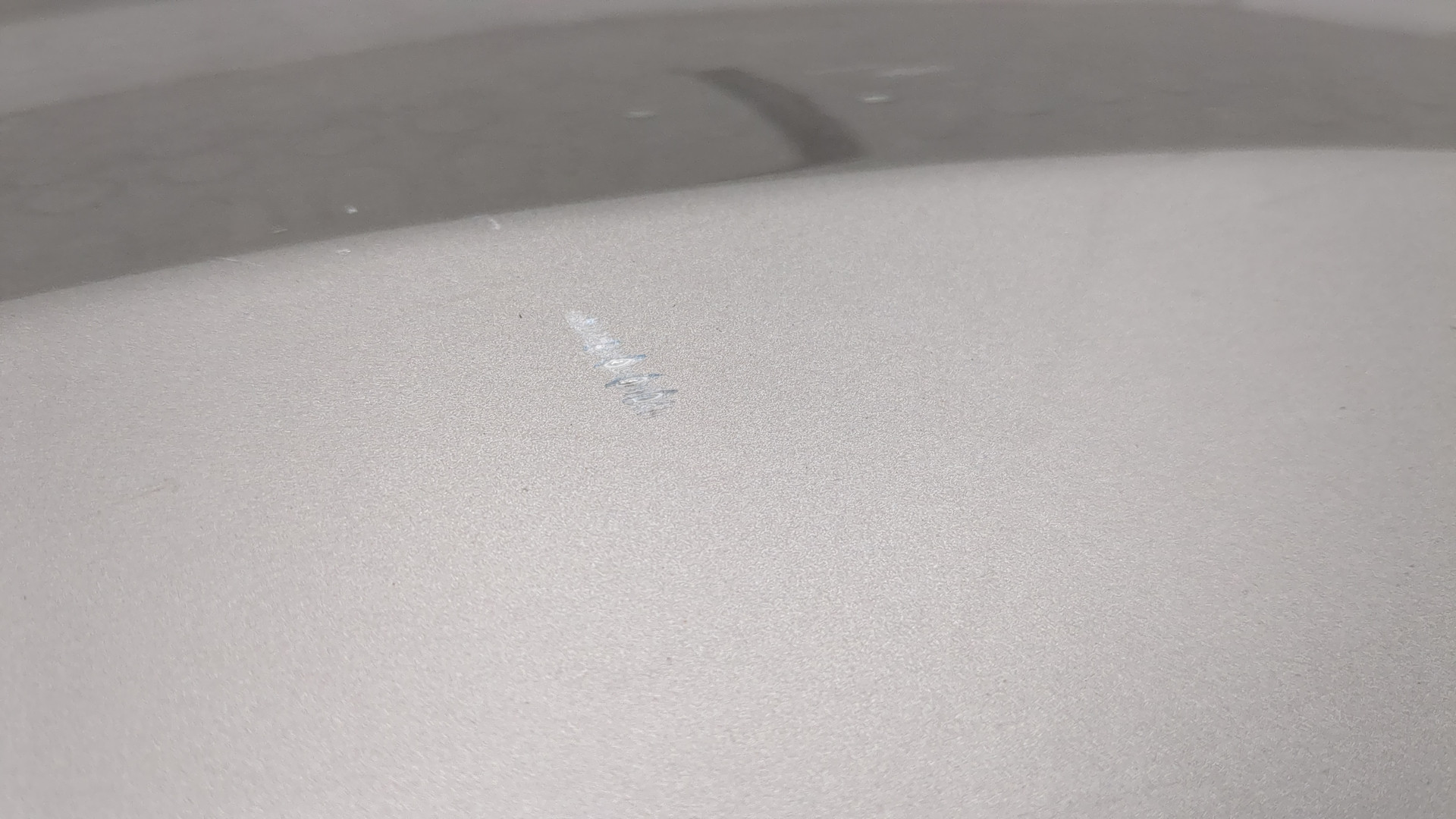 Крыло переднее правое