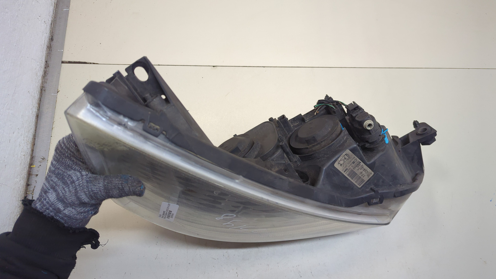 Фара правая