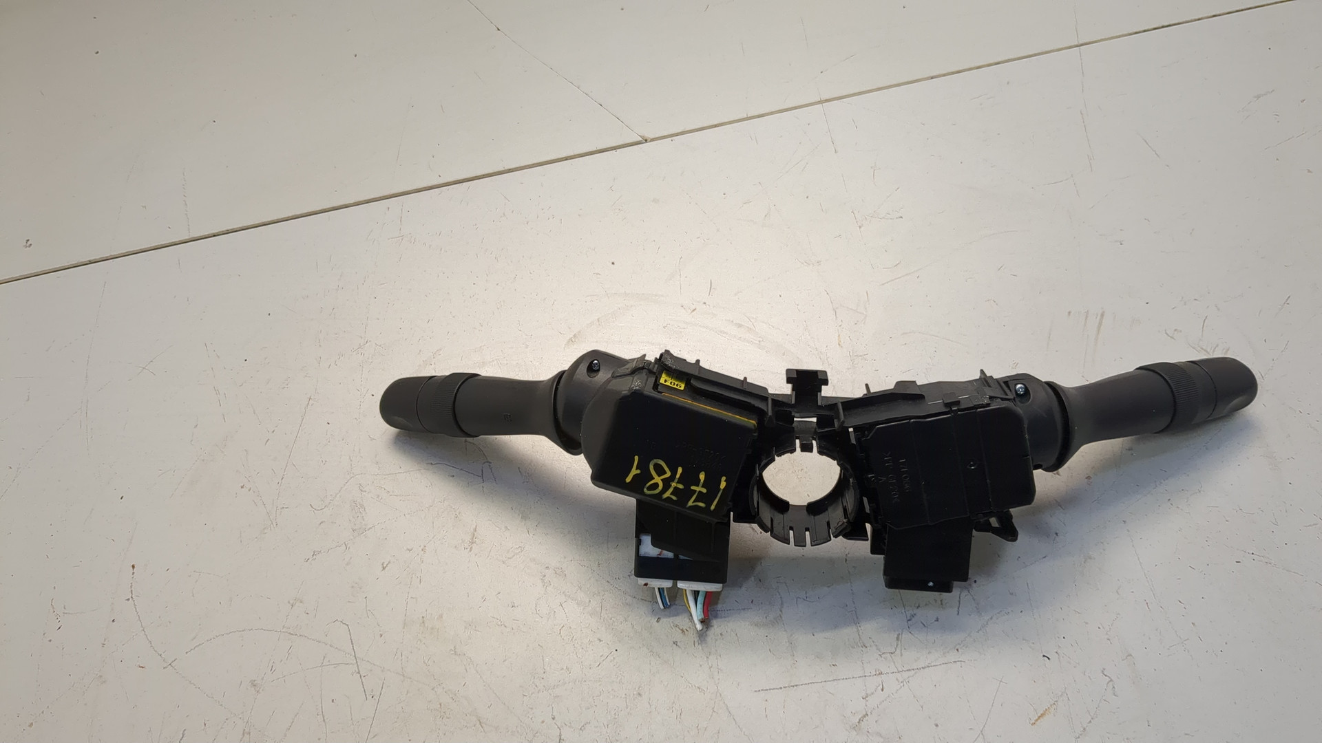 Переключатель подрулевой