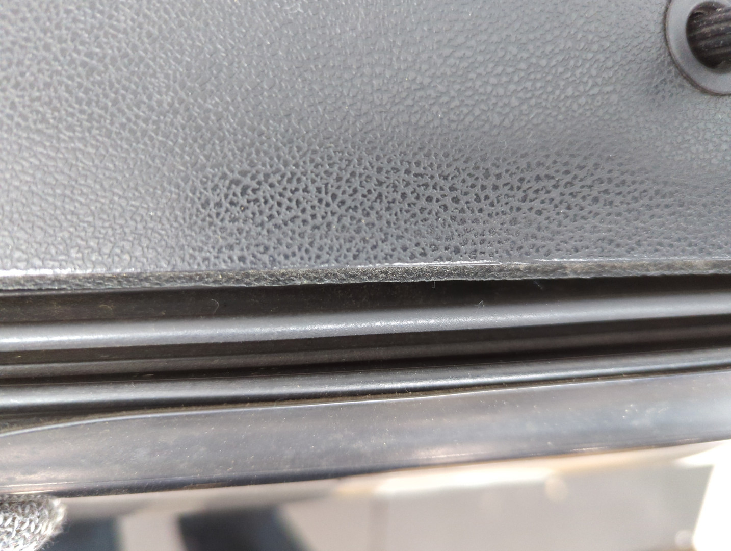 Дверь передняя левая