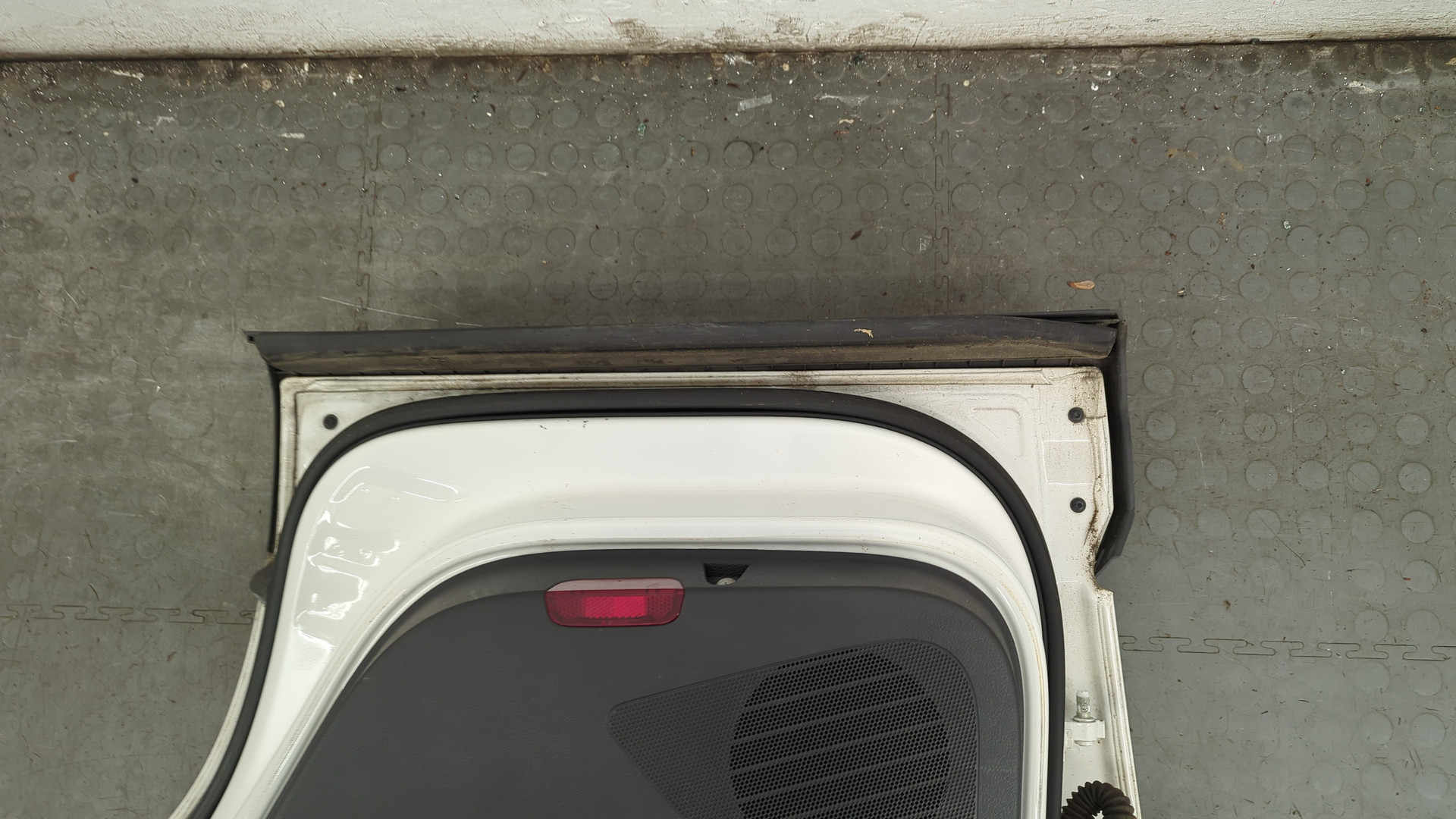 Дверь задняя правая