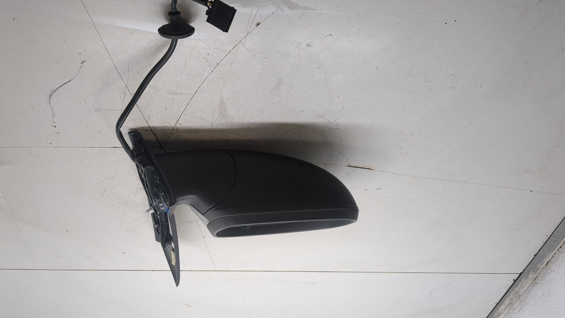 Зеркало левое электрическое