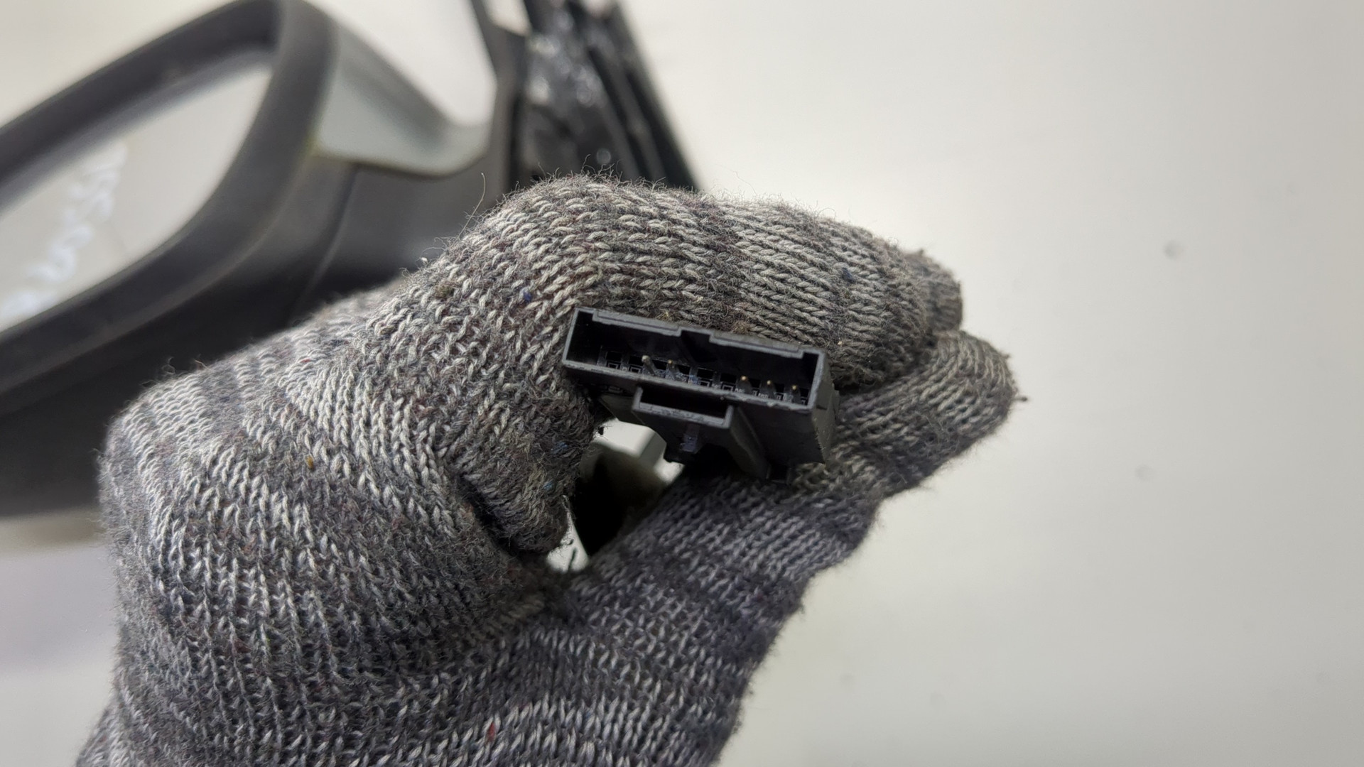 Зеркало левое электрическое