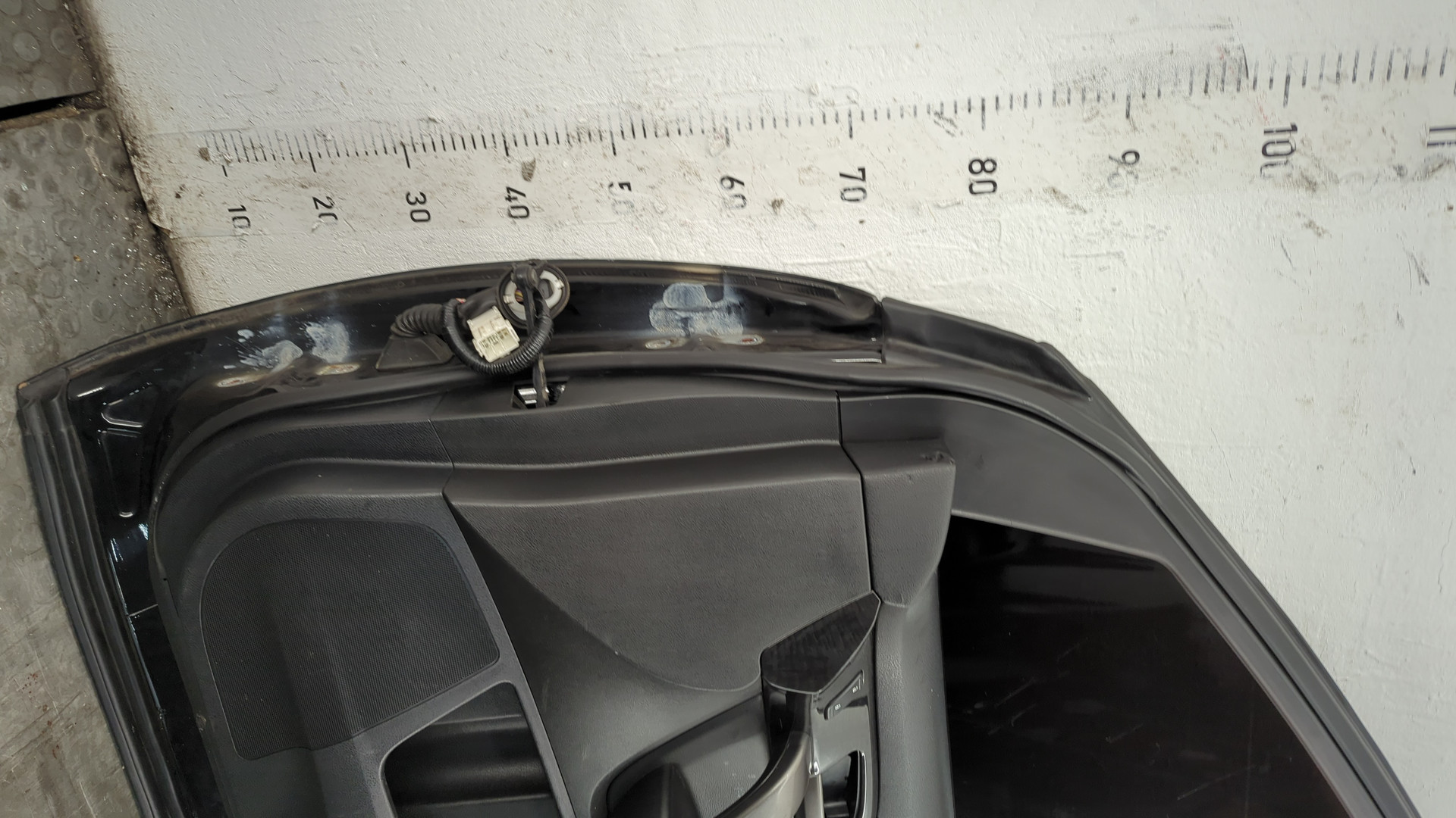 Дверь передняя правая