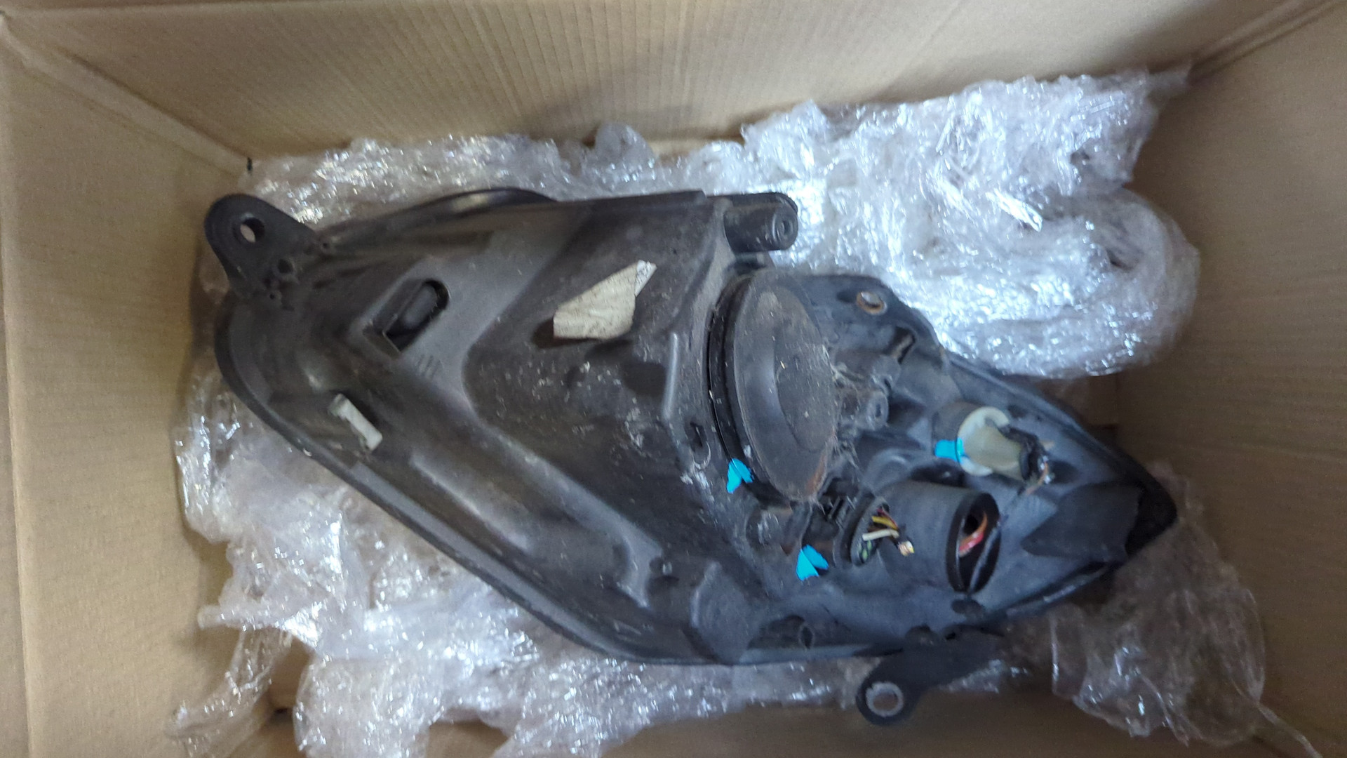 Фара правая