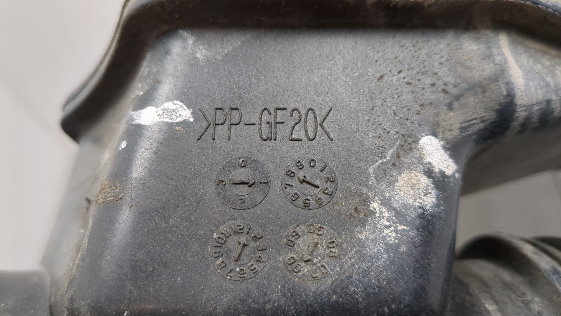 Патрубок воздушного фильтра