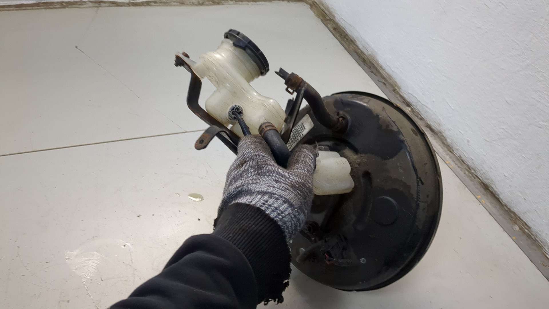 Цилиндр тормозной главный