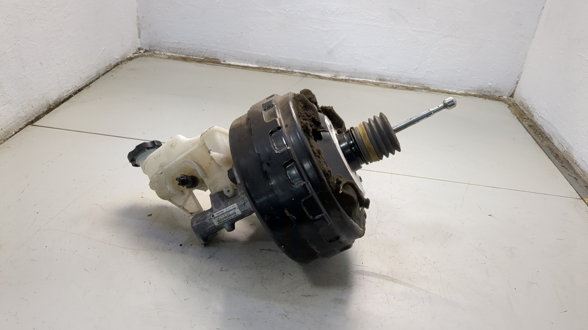 Цилиндр тормозной главный