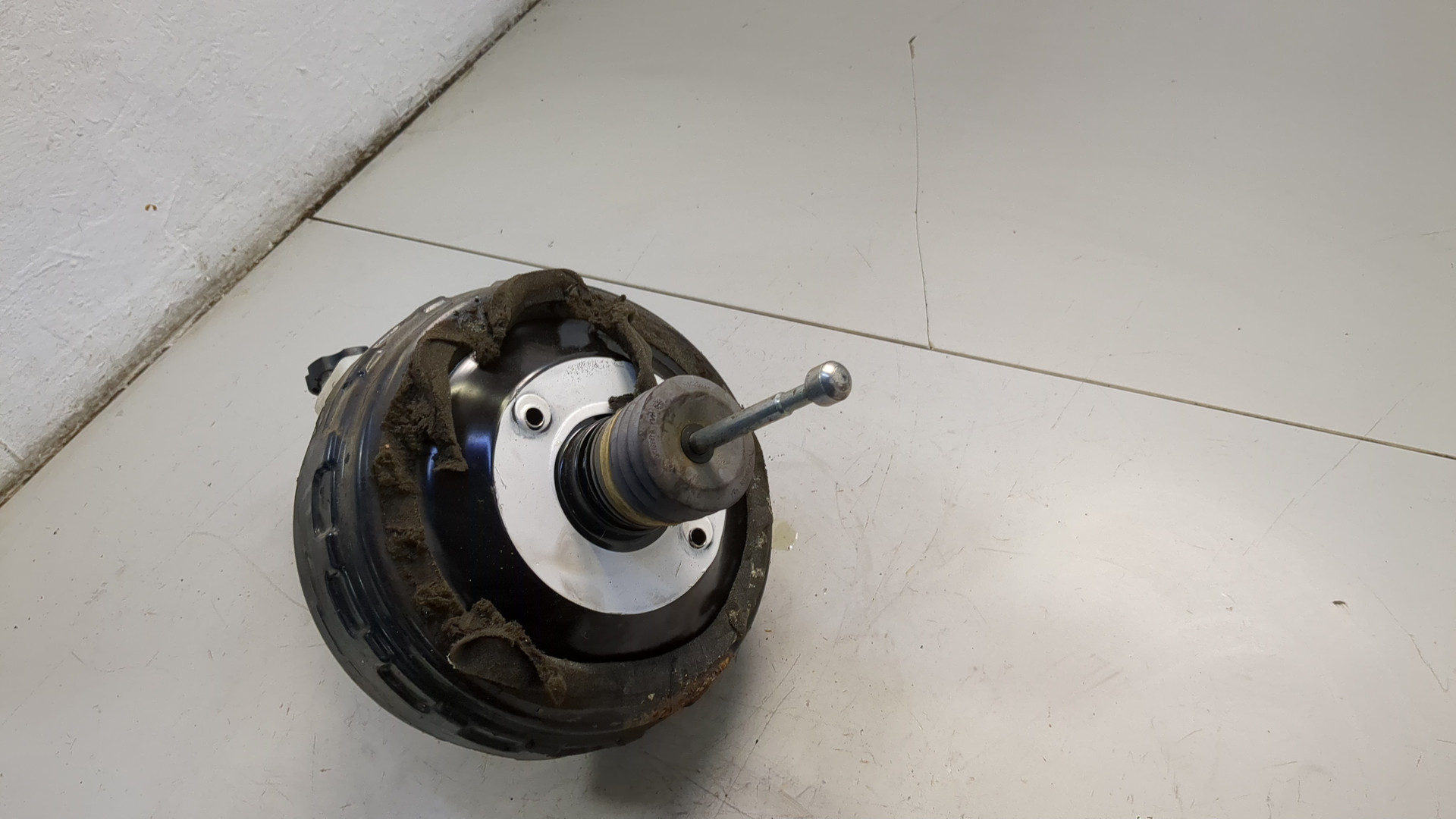 Цилиндр тормозной главный