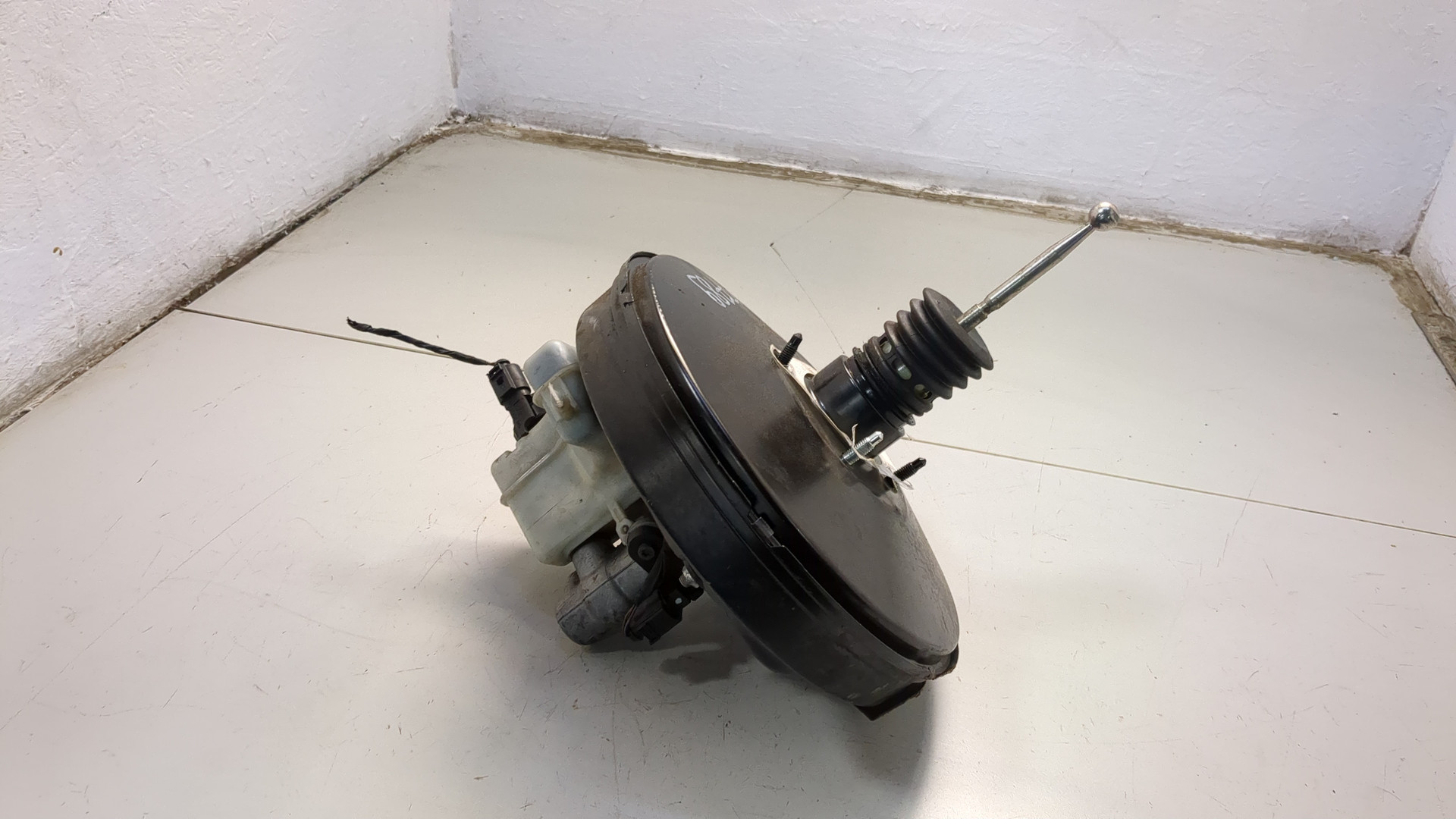 Цилиндр тормозной главный