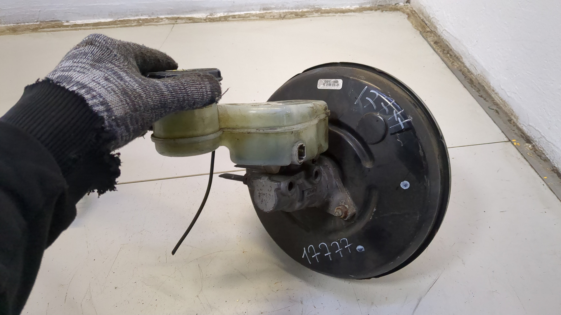 Цилиндр тормозной главный