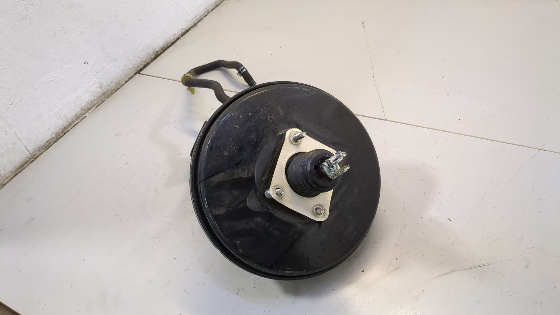 Цилиндр тормозной главный