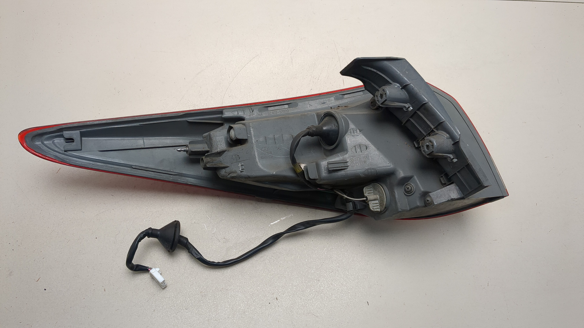 Фонарь задний правый