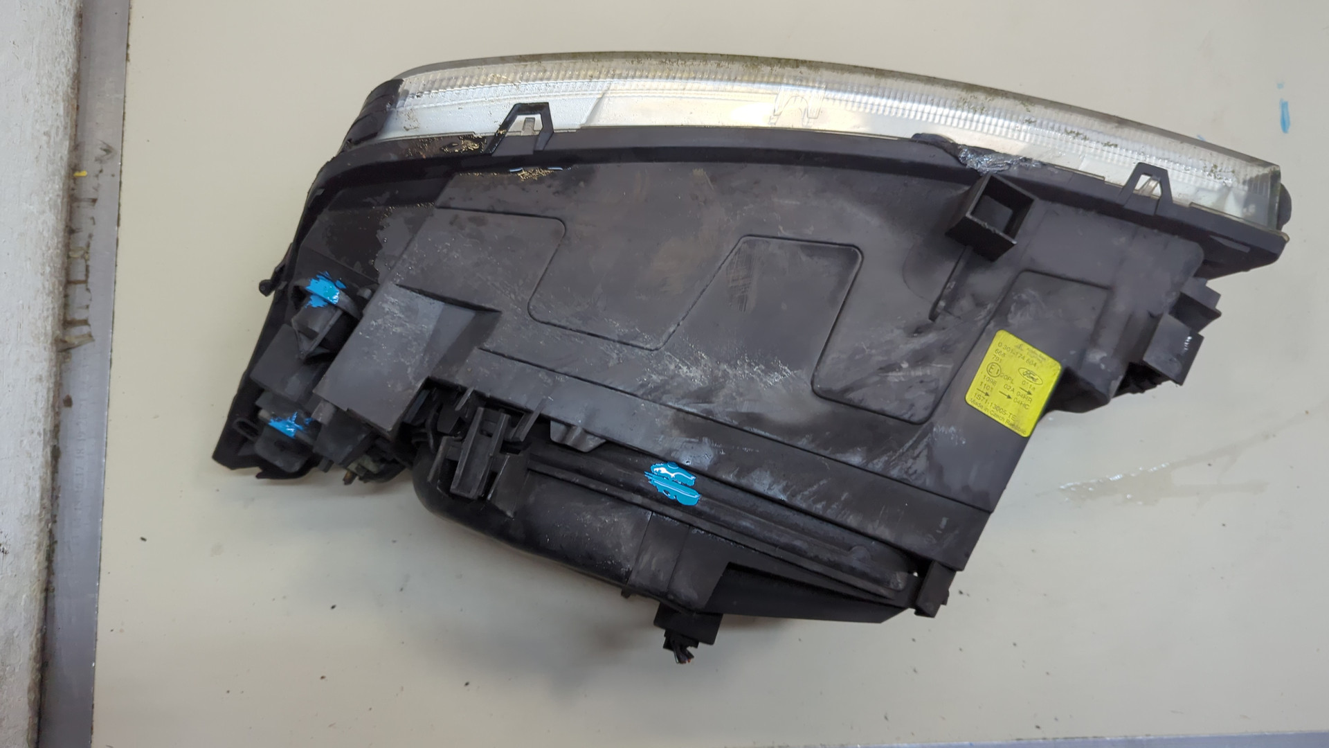 Фара правая