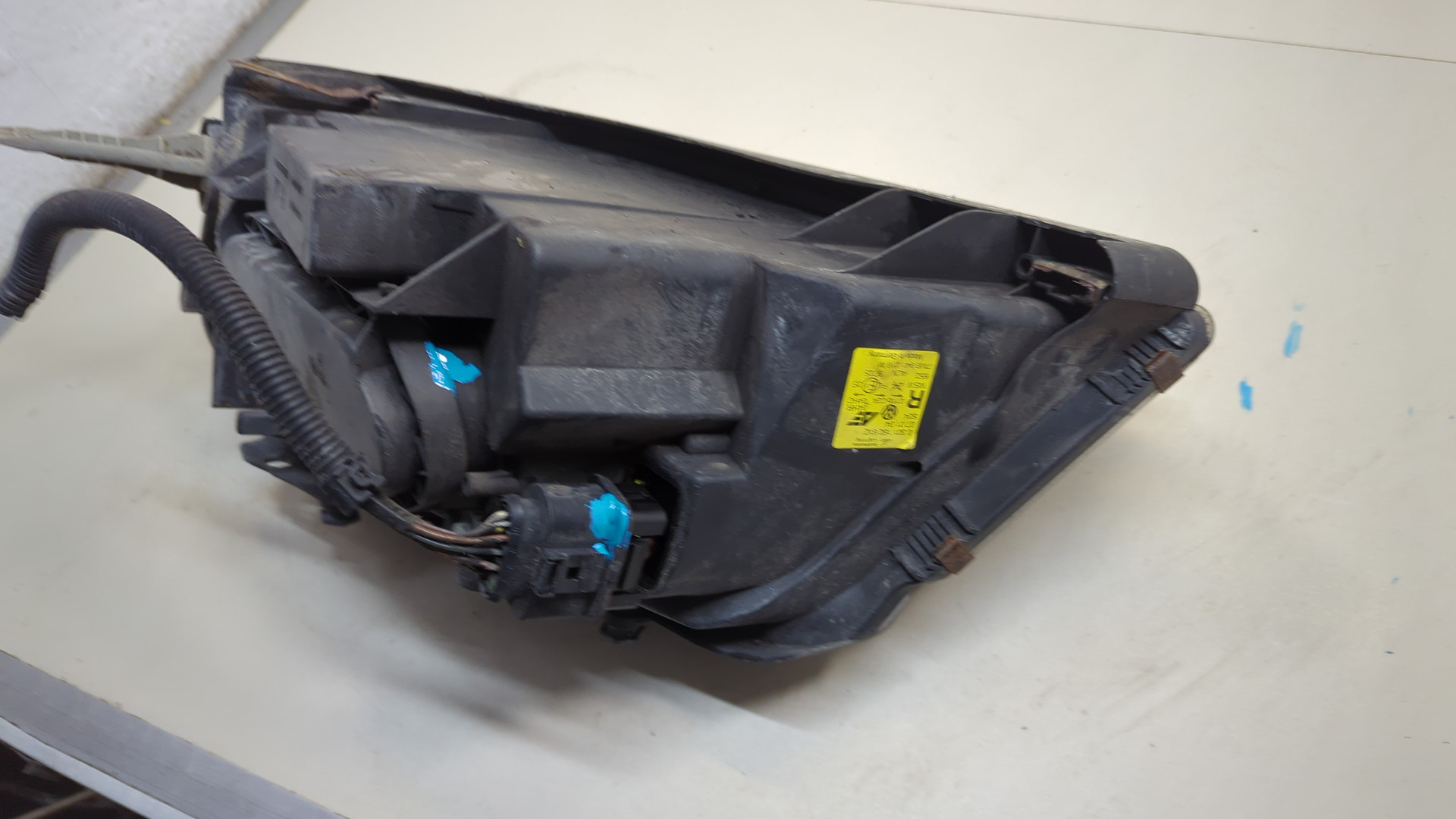 Фара правая