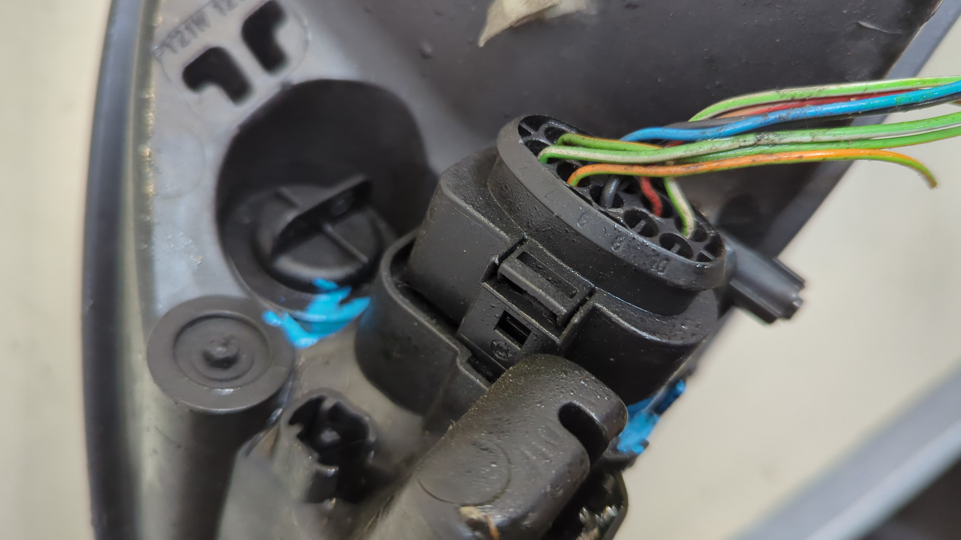 Фара правая